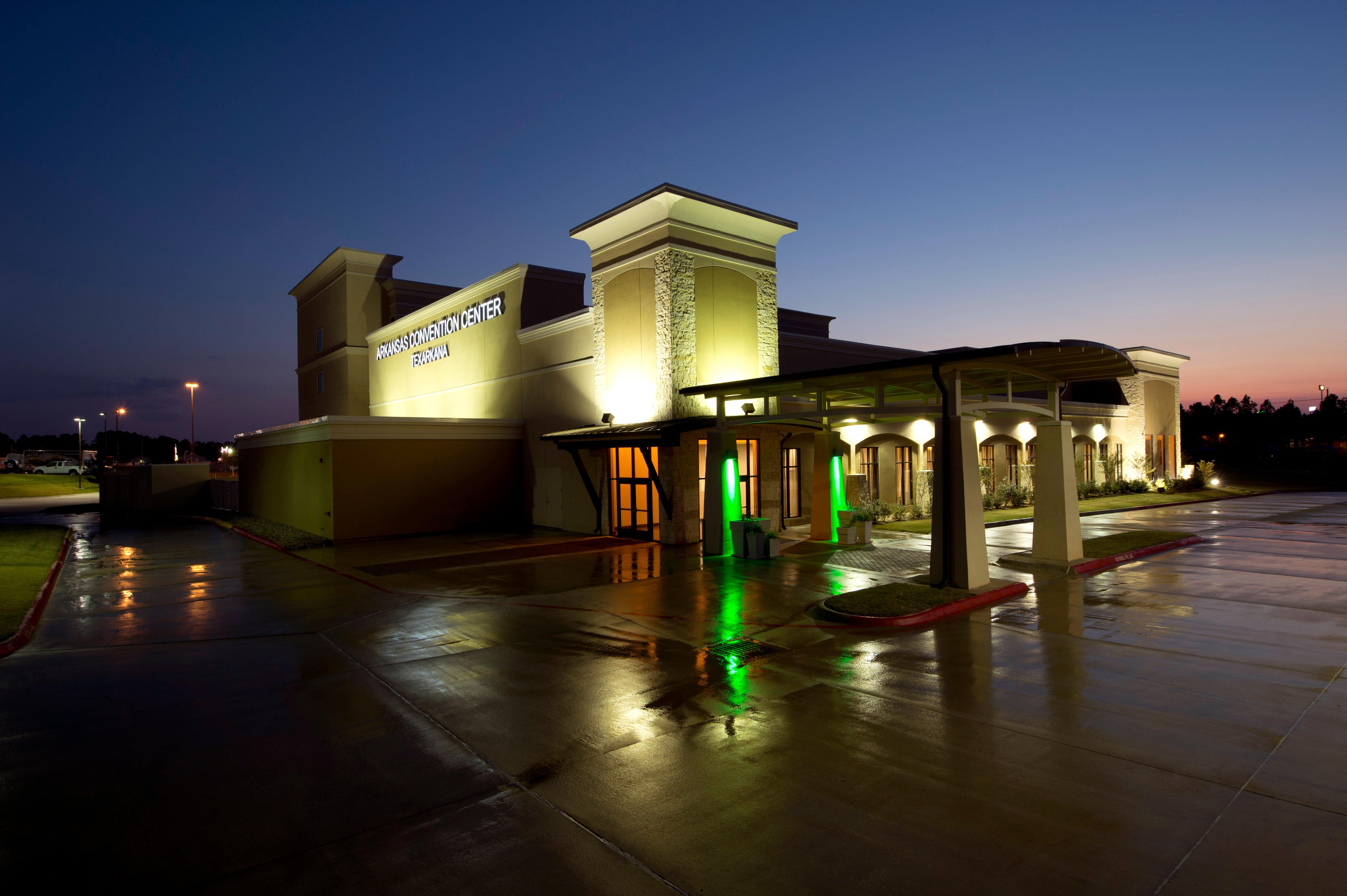 Holiday Inn Texarkana Arkansas Convention Center By Ihg Exterior photo